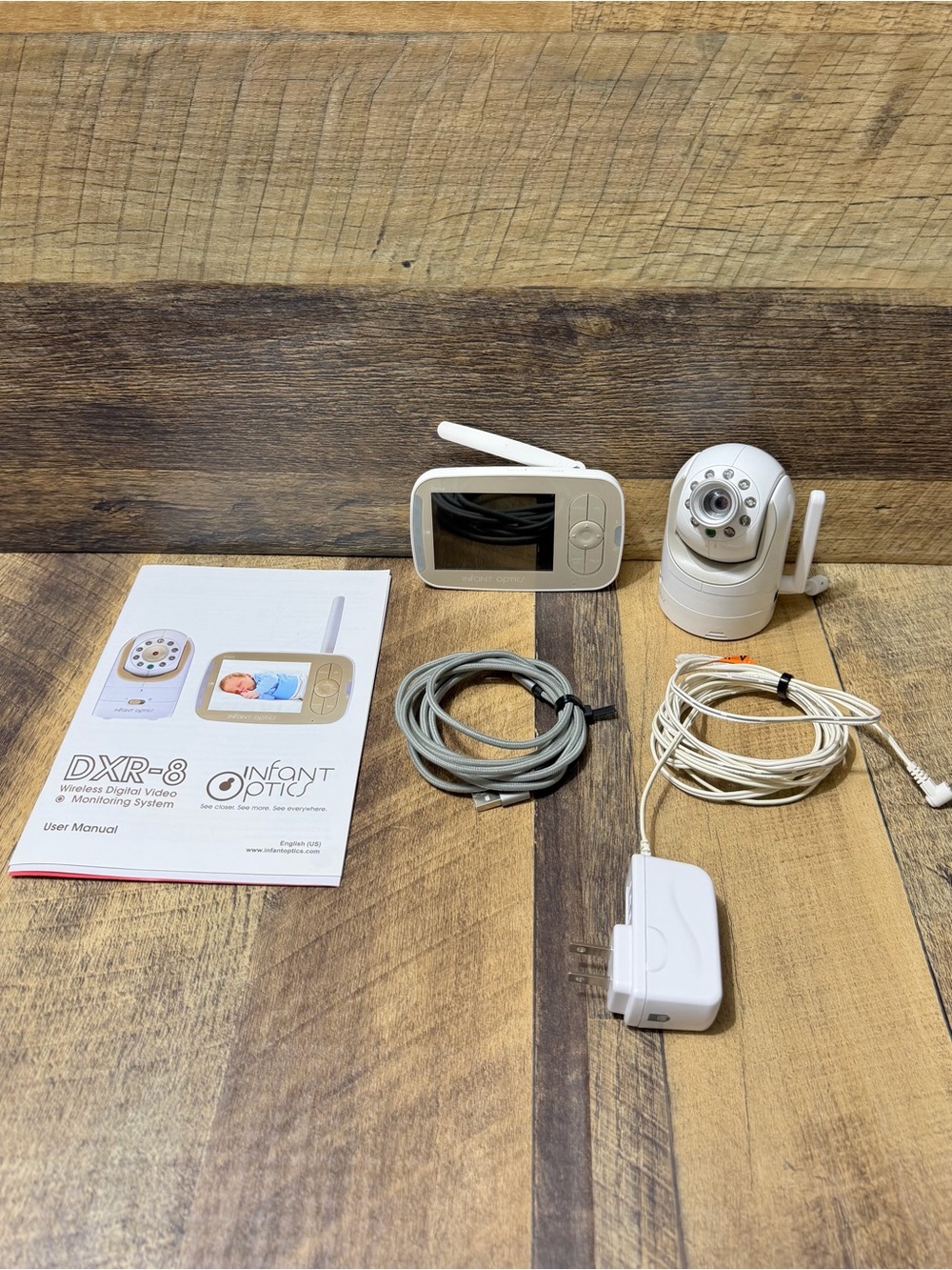 Infant Optics DXR-8 PRO Baby Monitor 5” HD Display Camera w/ Charger & Cords